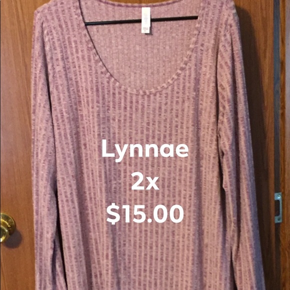 Lularoe Lynnae - Picture 1 of 1